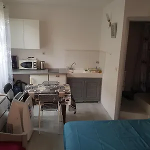  Appartement Pour 3 Personnes Au Calme Dans France